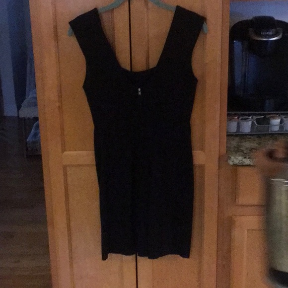 Dress - Picture 4 of 10